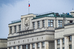 v-rossii-ocenili-vlijanie-makrona-na-zelenskogo-e61b30d