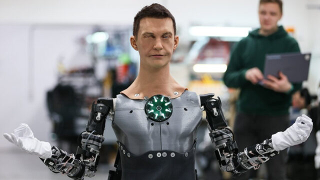 v-permi-sozdali-chelovekopodobnogo-robota-s-podvizhnymi-rukami-deae7be