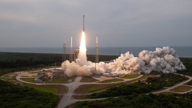 korabl-starliner-prizemlilsja-v-ssha-posle-testovogo-poleta-k-mks-35a6d3e