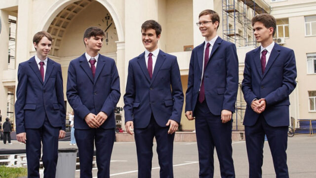 putin-pozdravil-pobeditelej-proshedshej-v-shvejcarii-olimpiady-po-fizike-e15fb3f
