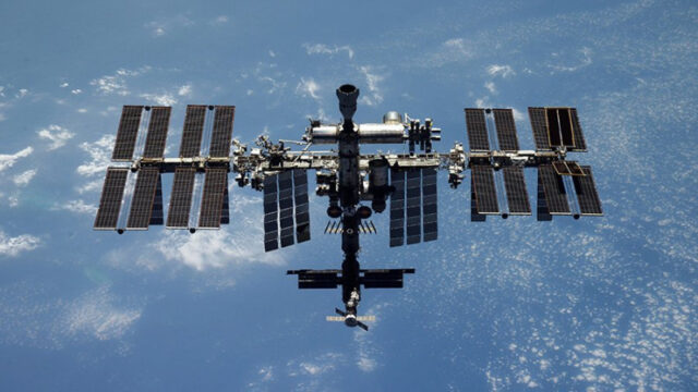 nasa-zajavilo-o-zhelanii-prodlit-s-rossiej-dogovor-o-perekrestnyh-poletah-na-mks-14553b7