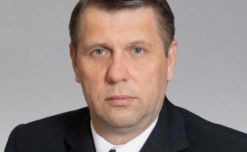 
                    Керченскую переправу временно закрыли из-за штормового предупреждения

                