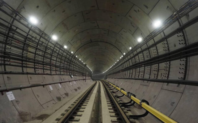 liksutov-rasskazal-ob-ukladke-rossijskih-vibrogasjashhih-blokov-v-metro-f1ae81f