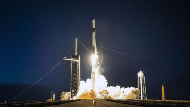 spacex-zapustila-raketu-so-sputnikom-dlja-nuzhd-amerikanskih-voennyh-4aea1c4