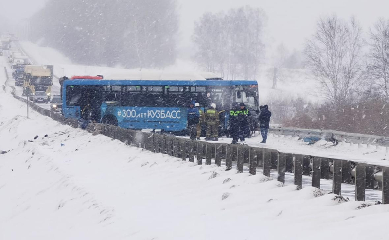 В Сочи произошло массовое ДТП с участием десяти автомобилей