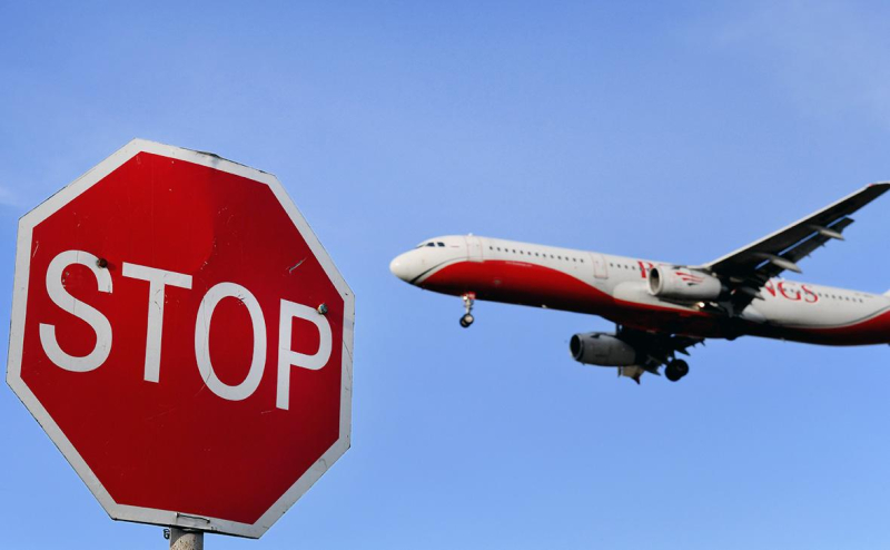 
                    У самолета Azur Air Пхукет&nbsp;&mdash; Москва при взлете лопнули шасси

                
