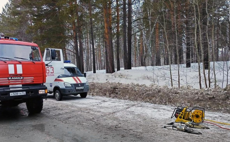 
                    Два человека погибли и семь пострадали в ДТП в Иркутской области

                