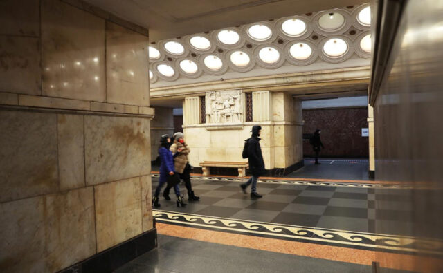 metro-moskvy-nazvalo-prichinu-sboja-v-dvizhenii-poezdov-na-sinej-vetke-f610f73