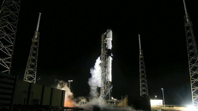 spacex-zapustila-raketu-so-sputnikom-dlja-monitoringa-kachestva-vozduha-12e03d7