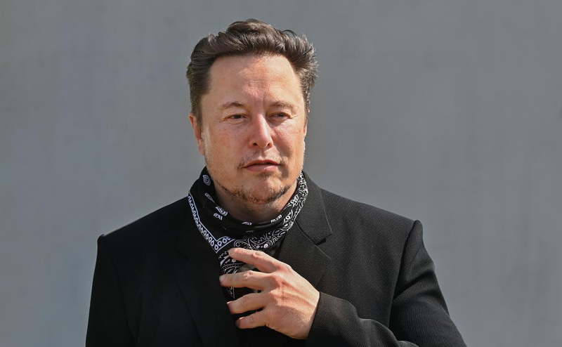 
                    Сунак поспорил с лидером лейбористов о наличии пенисов у женщин

                