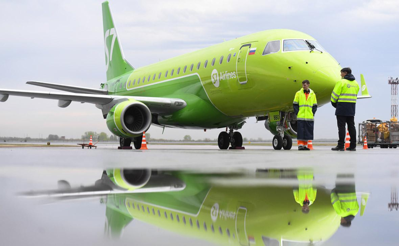 
                    В Новокузнецке Boeing выкатился за пределы взлетной полосы

                