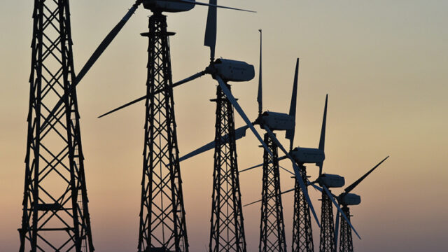 gibridnye-elektrostancii-obespechat-energiej-vokzaly-v-rossii-59ca41f