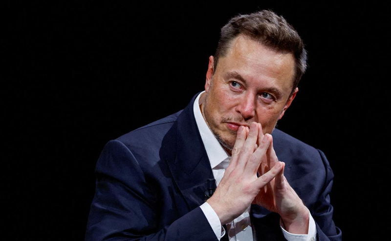 Отец Маска назвал биографию сына чушью и материалом для пьесы