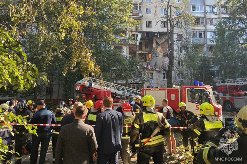 В МЧС сообщили о найденных телах матери и дочки после взрыва в Балашихе