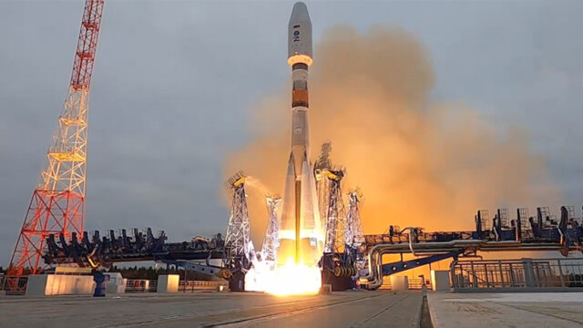opublikovany-kadry-zapuska-rakety-nositelja-sojuz-21b-s-kosmodroma-pleseck-9018d92