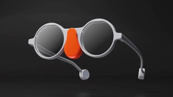 «Чуть-чуть правее, пожалуйста»: машина ГИБДД в пробке в Петербурге