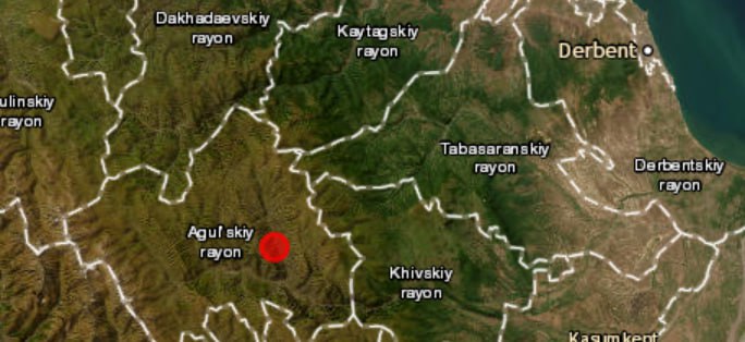 В Башкирии поезд врезался в машину скорой помощи