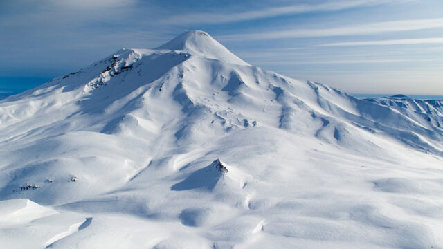 uchenyj-predupredil-o-posledstvijah-tajanija-lednikov-na-kamchatke-083052c