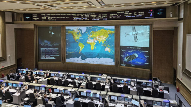 gruzovoj-korabl-progress-ms-27-pristykovalsja-k-mks-7fd6547