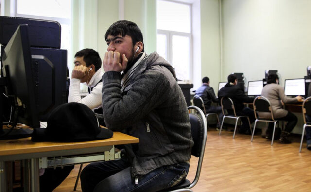 rosobrnadzor-usilit-kontrol-za-znaniem-russkogo-jazyka-migrantami-3eadd4a