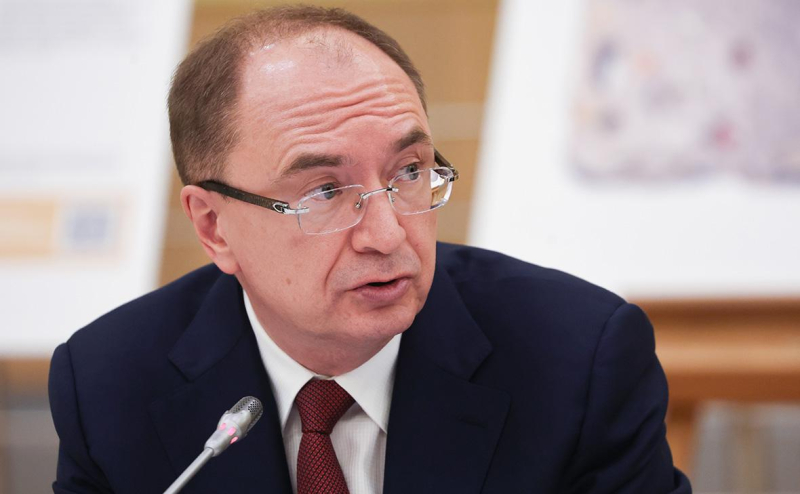 
                    В Минобрнауки поддержали идею включить в учебник для вузов спецоперацию

                