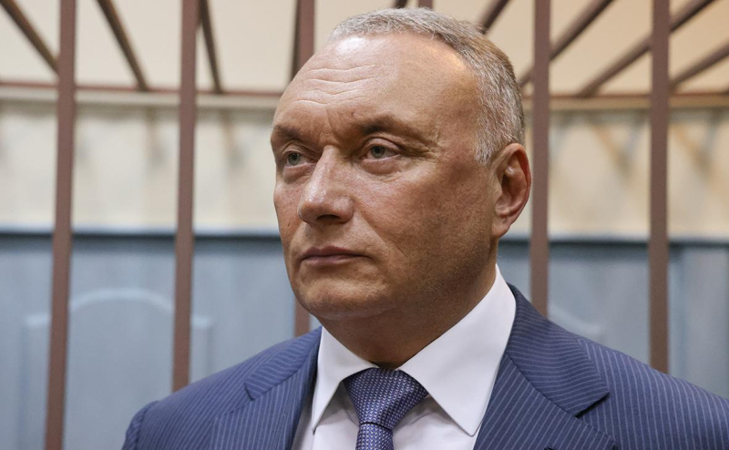 «Коммерсант» узнал о новых эпизодах дела арестованного сенатора Савельева