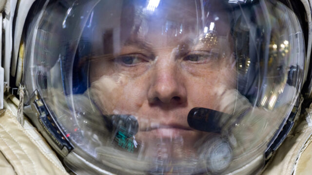 nasa-soobshhilo-o-vkljuchenii-v-sokrashhennyj-ekipazh-crew-9-rossijskogo-kosmonavta-53ac412