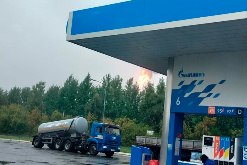 Пожар на Омском НПЗ полностью потушили
