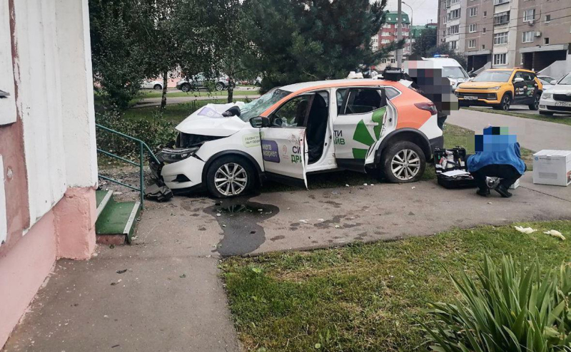 
                    СК показал видео ДТП с подростками на каршеринге в Москве

                