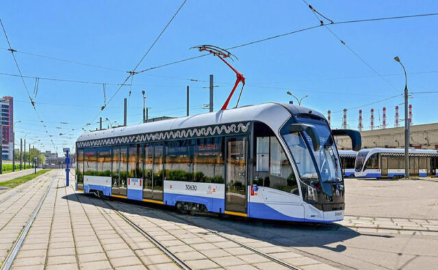 v-moskve-protestirujut-bespilotnyj-tramvaj-v-poezdkah-s-passazhirami-54bb60d