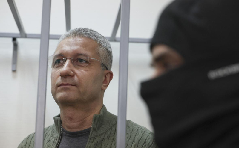 
                    ТАСС узнал, что в деле Иванова может появиться новое обвинение

                
